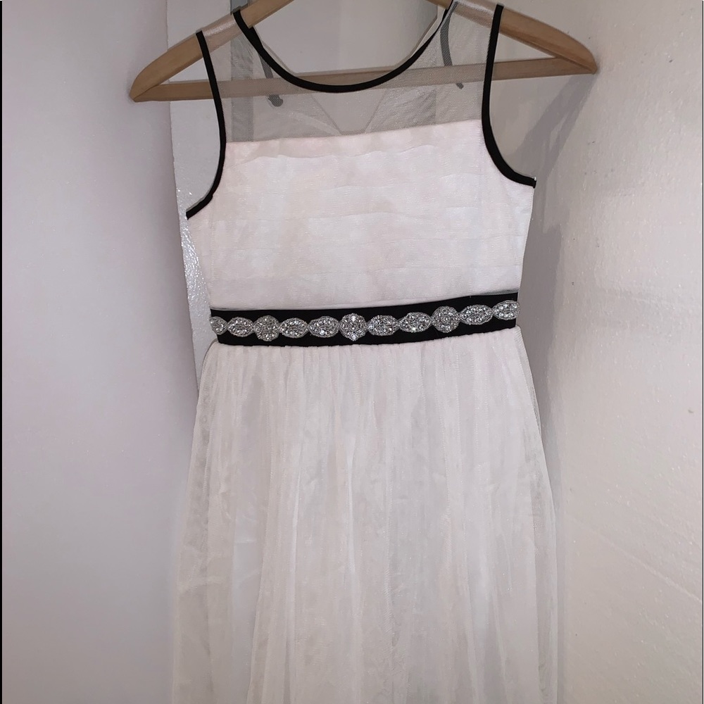 girls white fancy dress